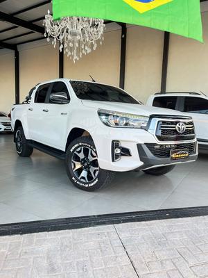 TOYOTA HILUX 2.8 SRX 4X4 CD 16V
