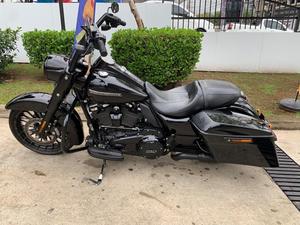 ROAD KING SPECIAL