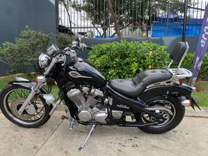 SHADOW 600C VT