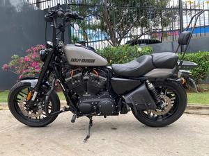 HARLEY-DAVIDSON SPORTSTER ROADSTER