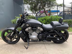 HARLEY-DAVIDSON V ROD MUSCLE