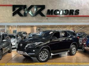 HILUX SW4