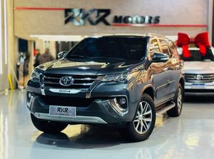 HILUX SW4