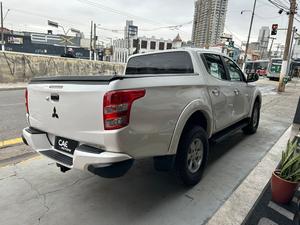 MITSUBISHI/L200 TRITON 2.4 16V TURBO SPORT HPE CD 4X4 2018