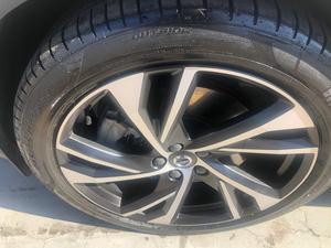 VOLVO/XC40 1.5 T5 R-DESIGN 2021
