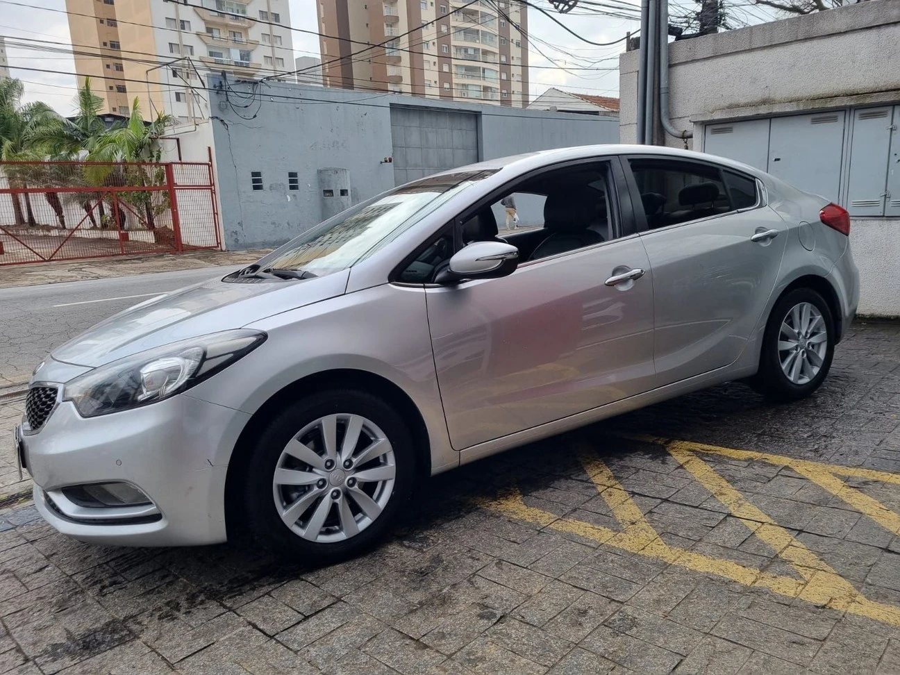 KIA CERATO