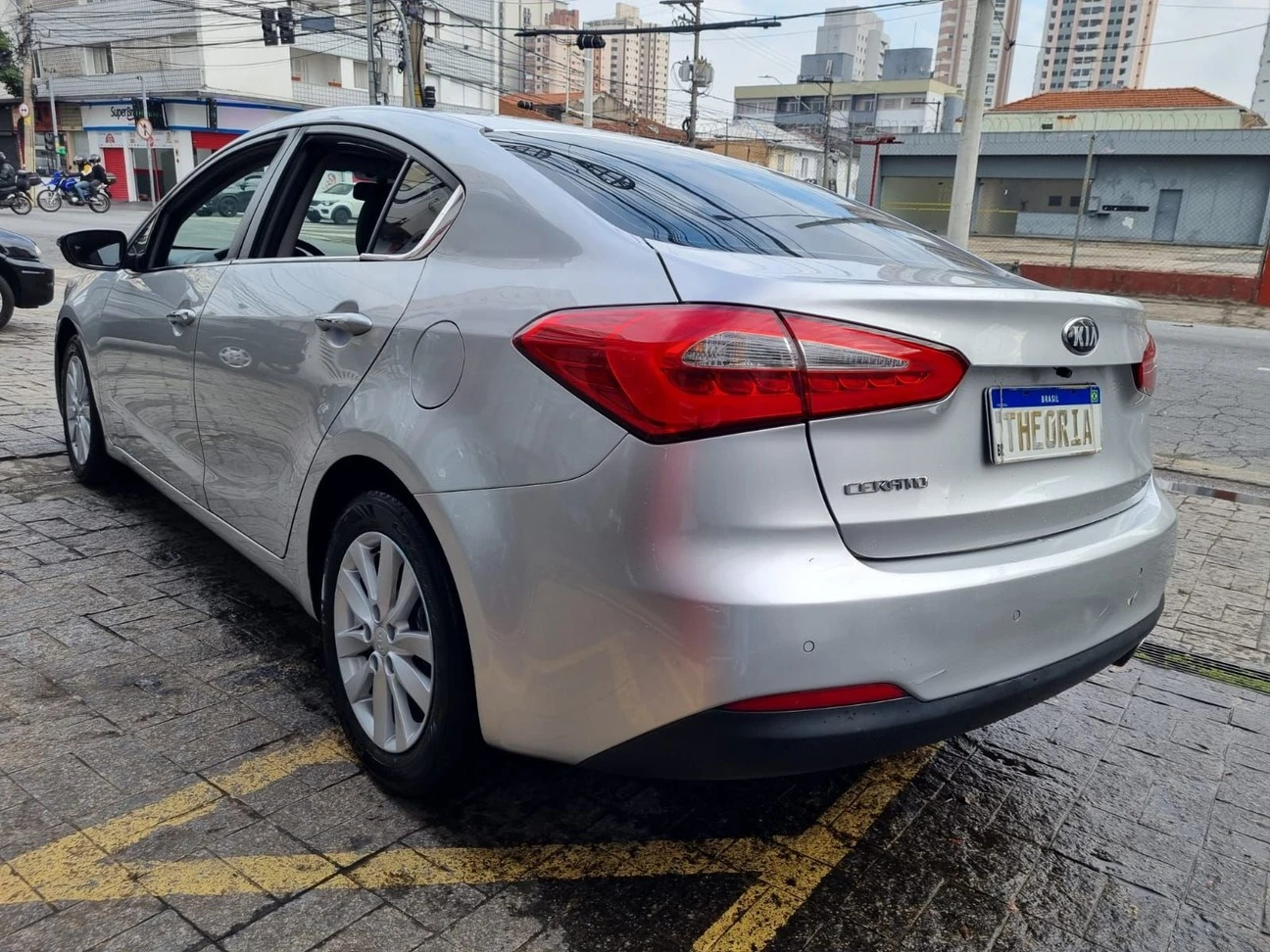 KIA CERATO