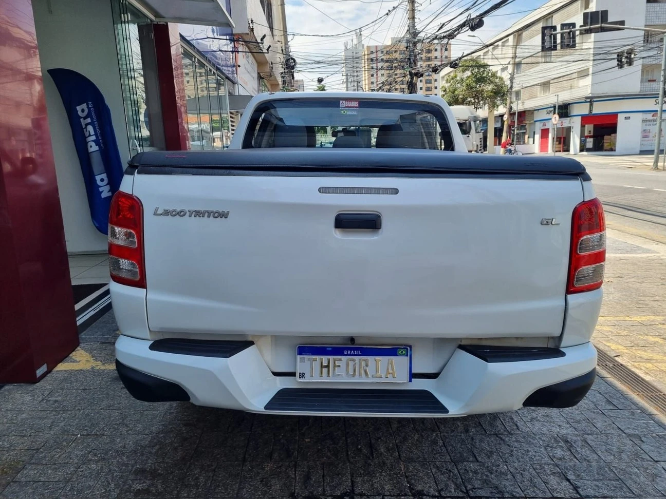 MITSUBISHI L200 TRITON