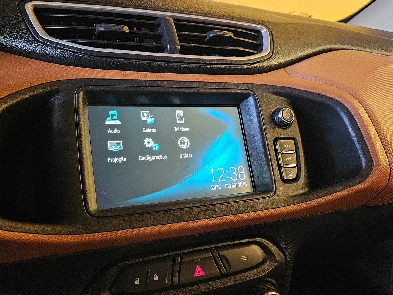 CHEVROLET ONIX