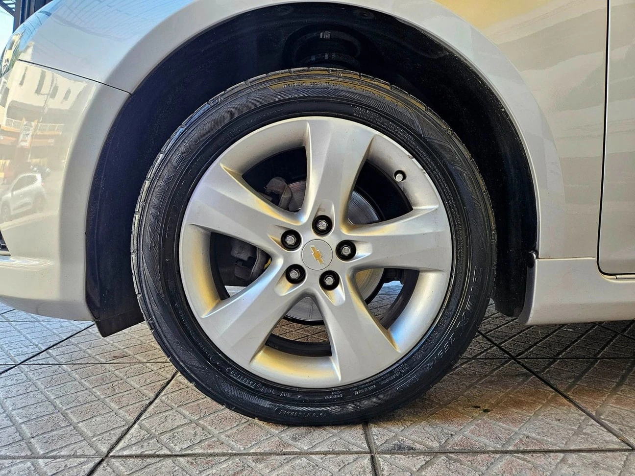 CHEVROLET CRUZE