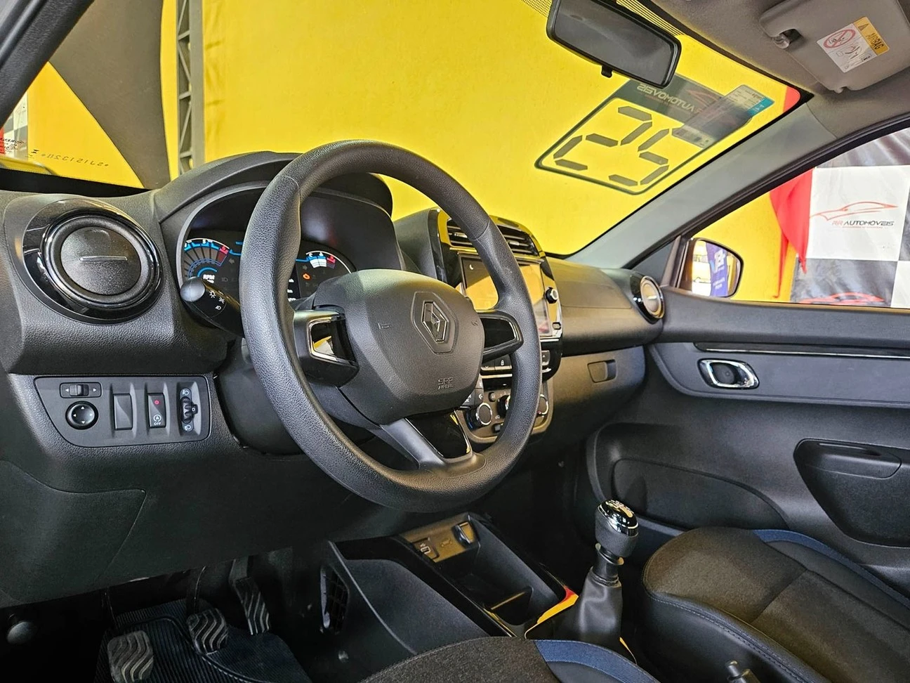 RENAULT KWID