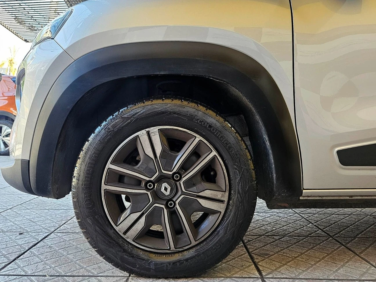 RENAULT KWID
