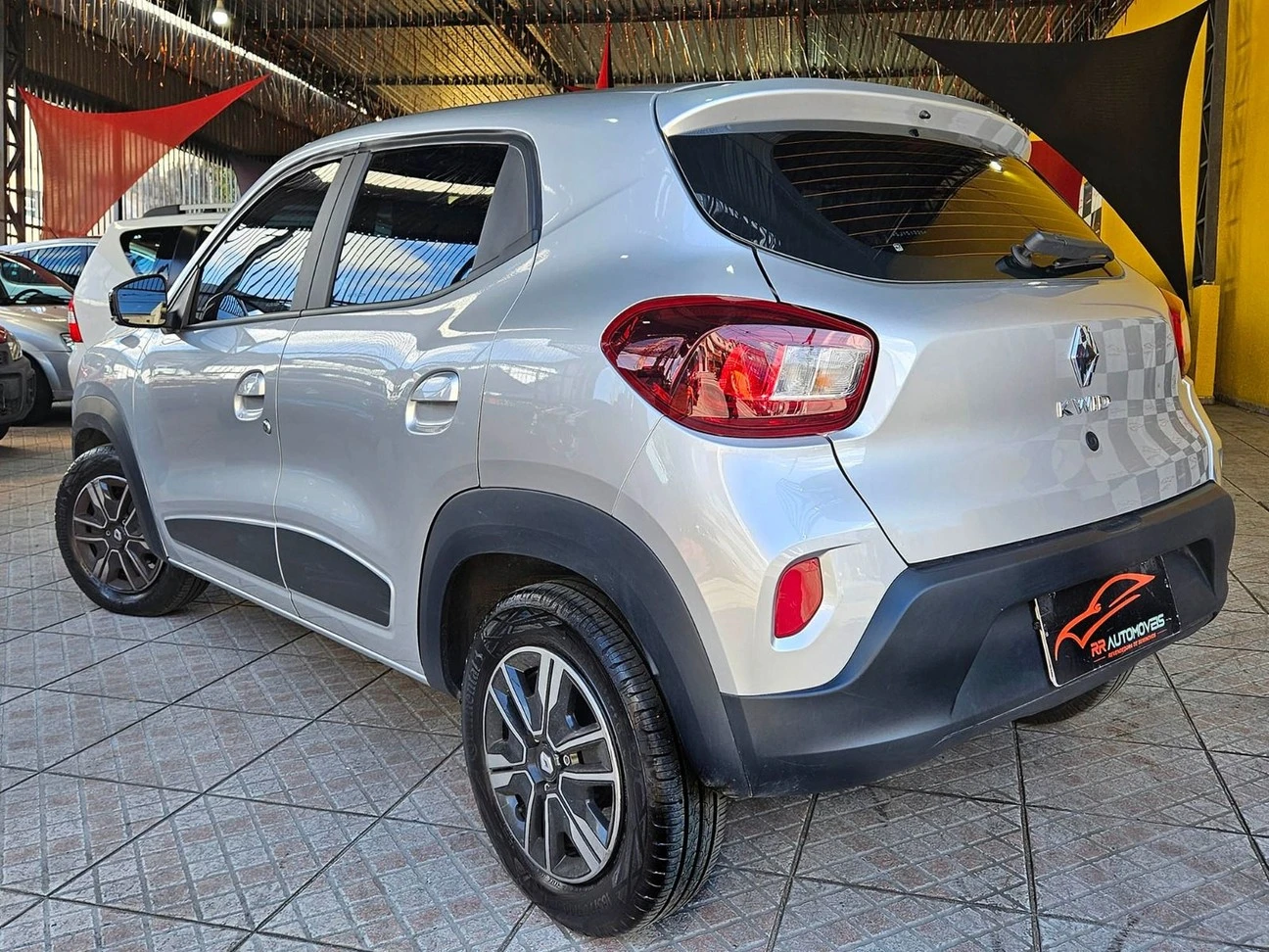 RENAULT KWID