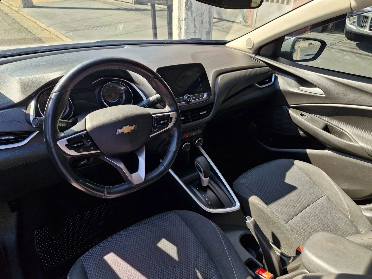 CHEVROLET ONIX