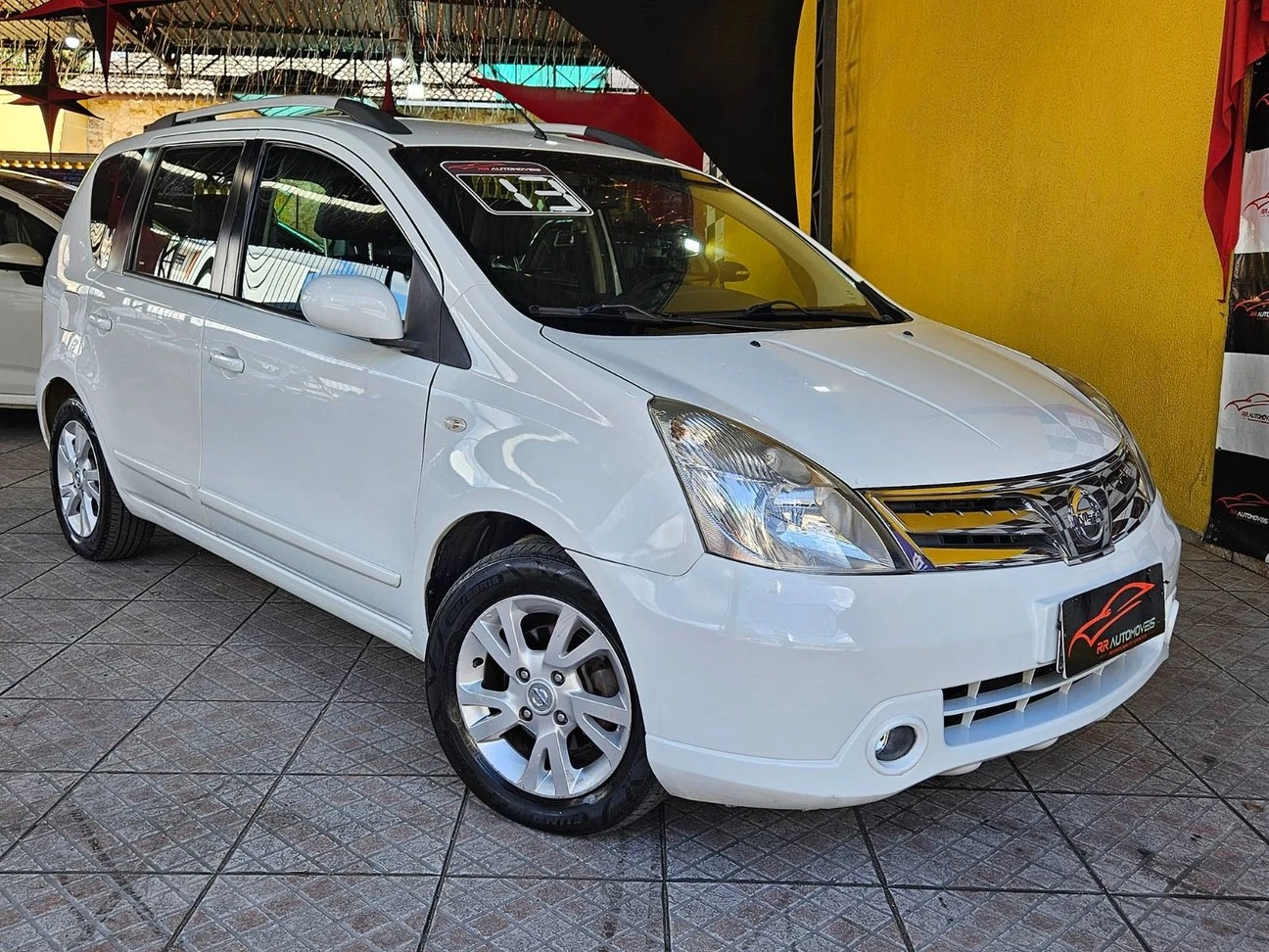 NISSAN LIVINA