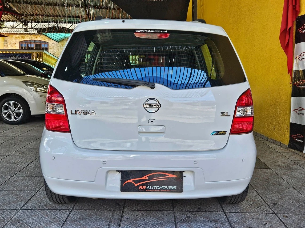 NISSAN LIVINA