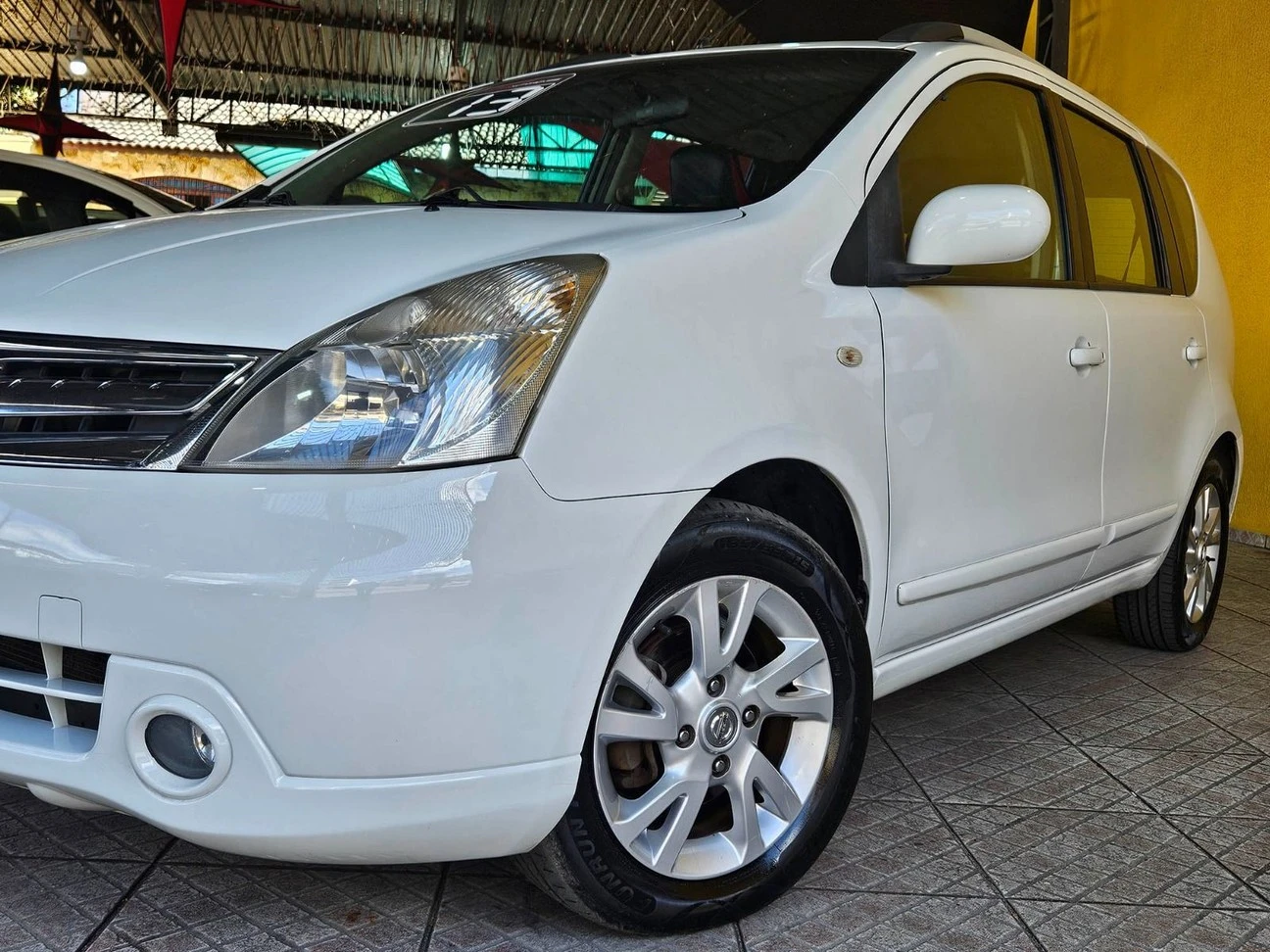 NISSAN LIVINA