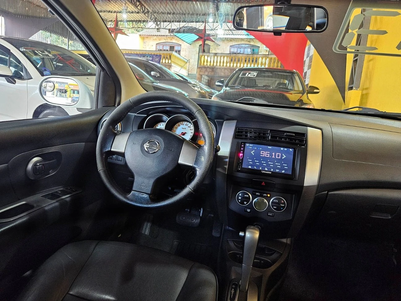 NISSAN LIVINA