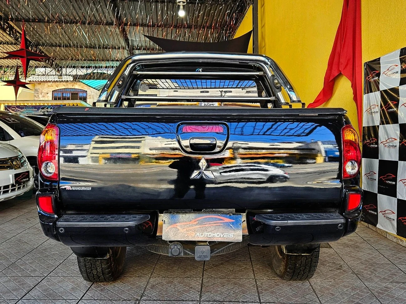 MITSUBISHI L200 TRITON