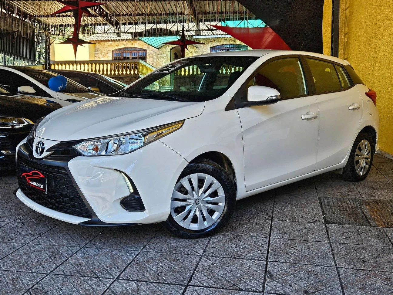 TOYOTA YARIS