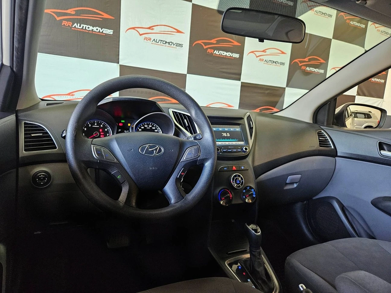 HYUNDAI HB20S