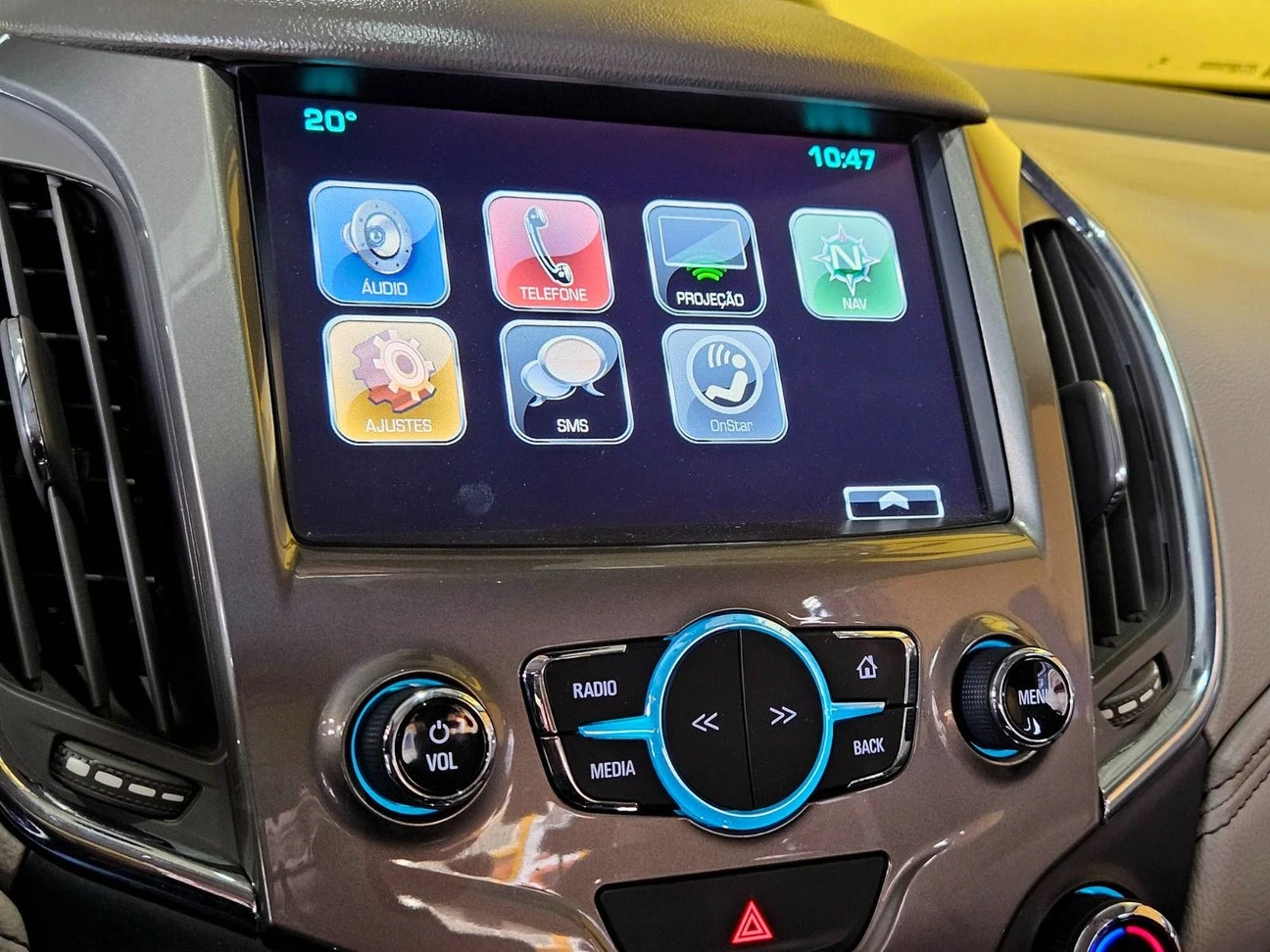 CHEVROLET CRUZE