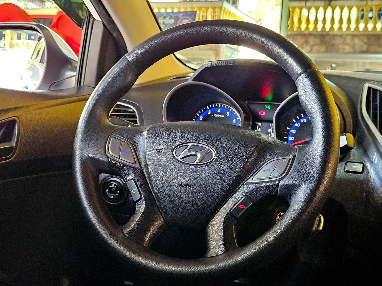 HYUNDAI HB20