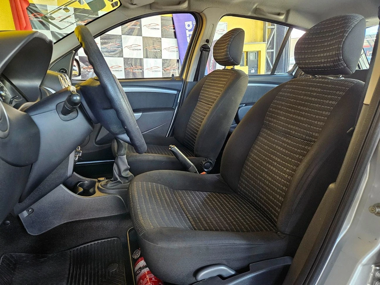 RENAULT SANDERO