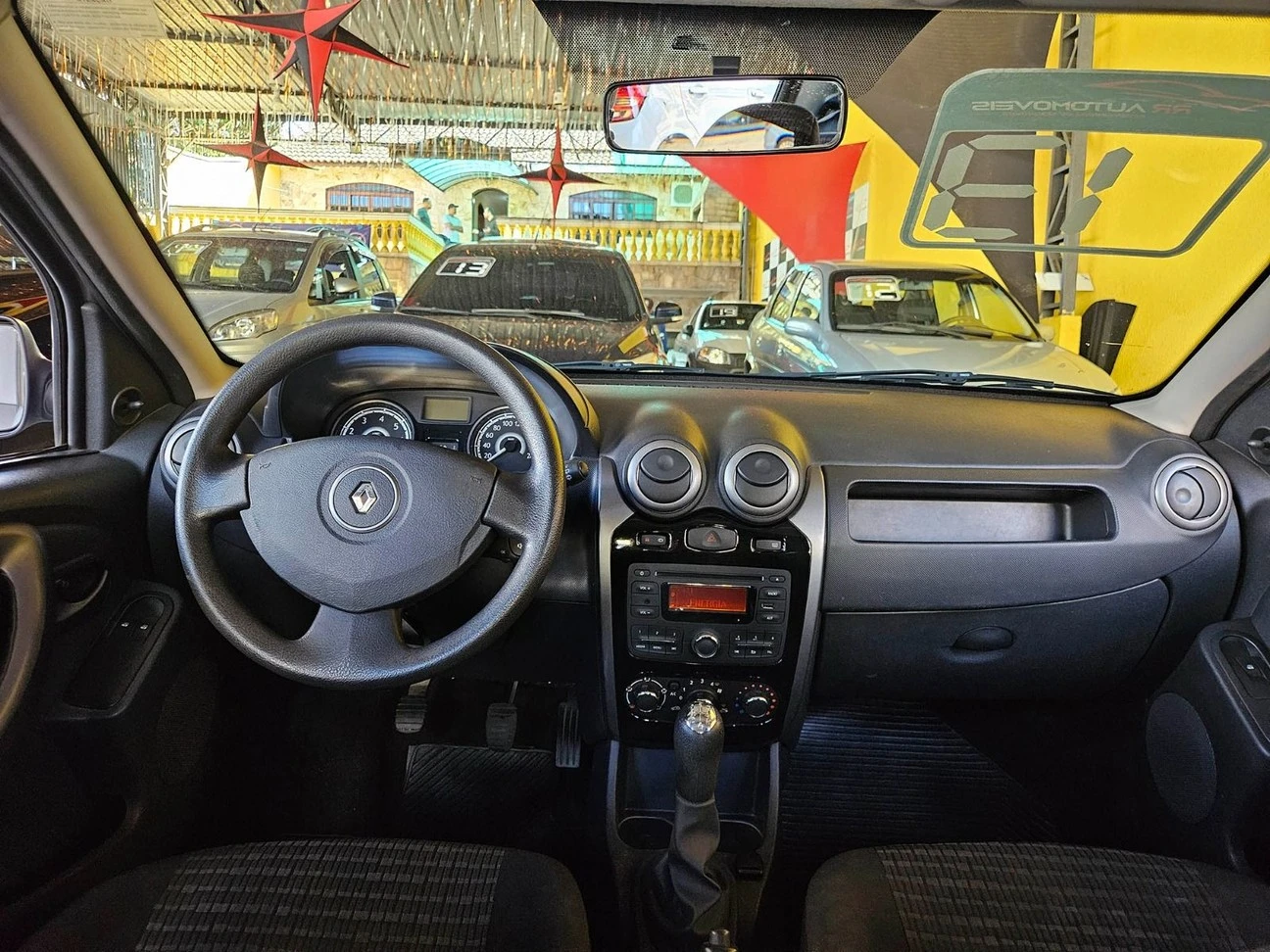 RENAULT SANDERO