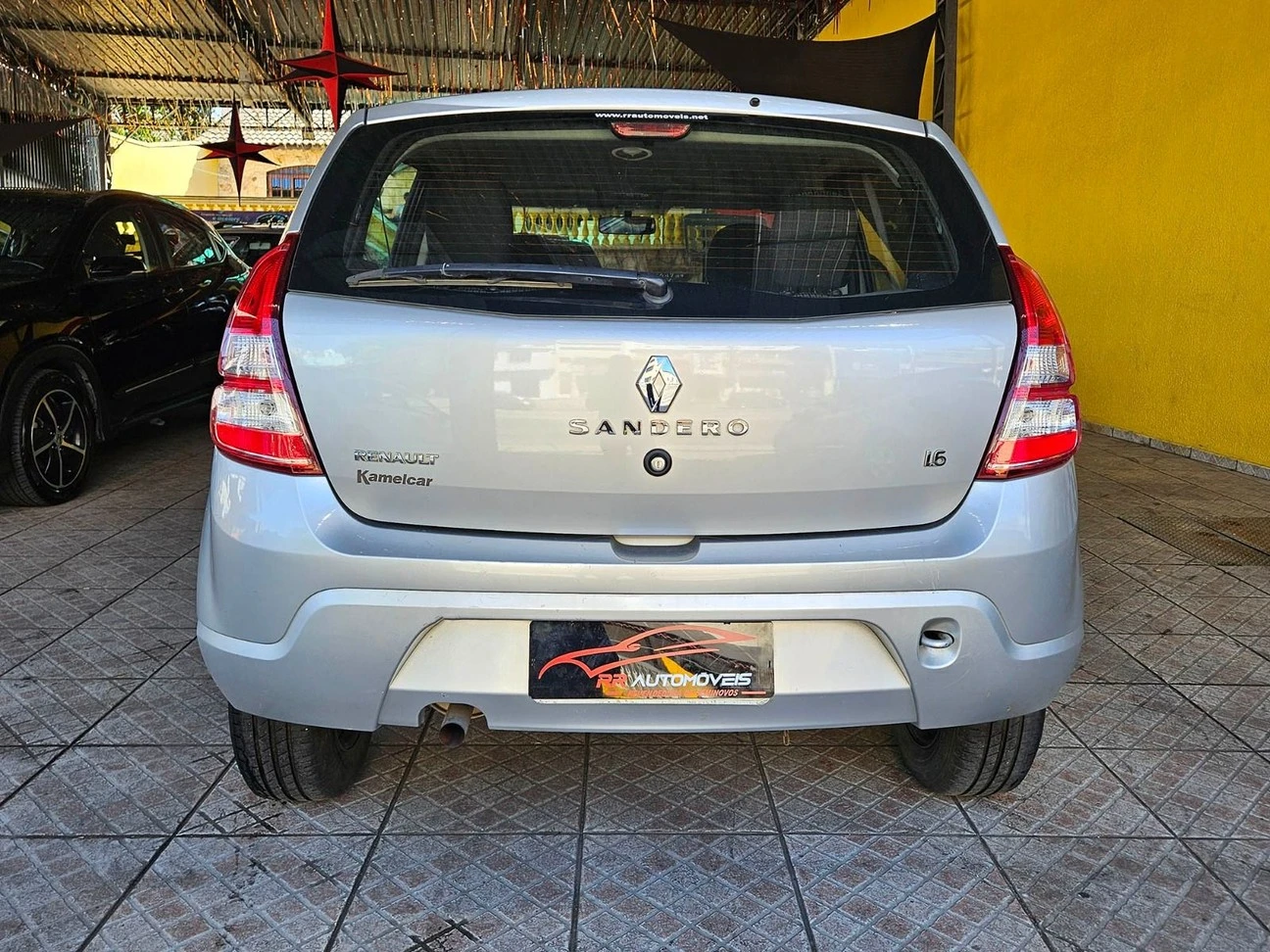 RENAULT SANDERO