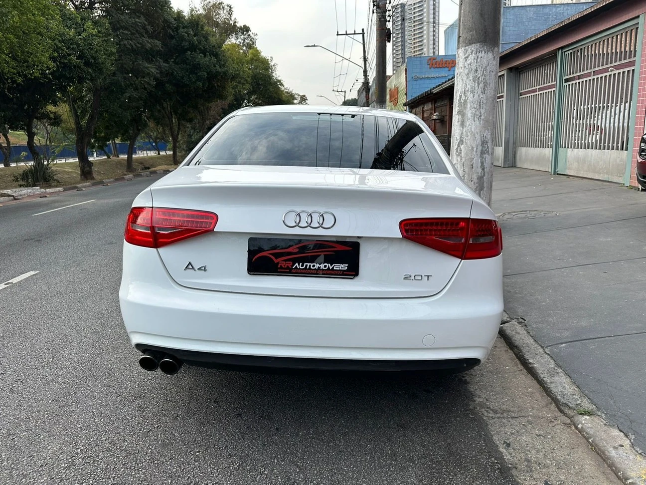 AUDI A4