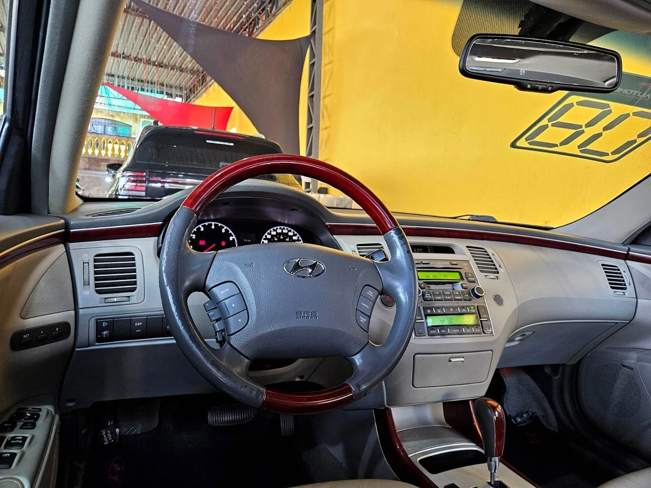 HYUNDAI AZERA