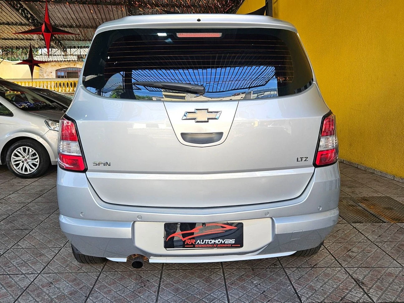 CHEVROLET SPIN