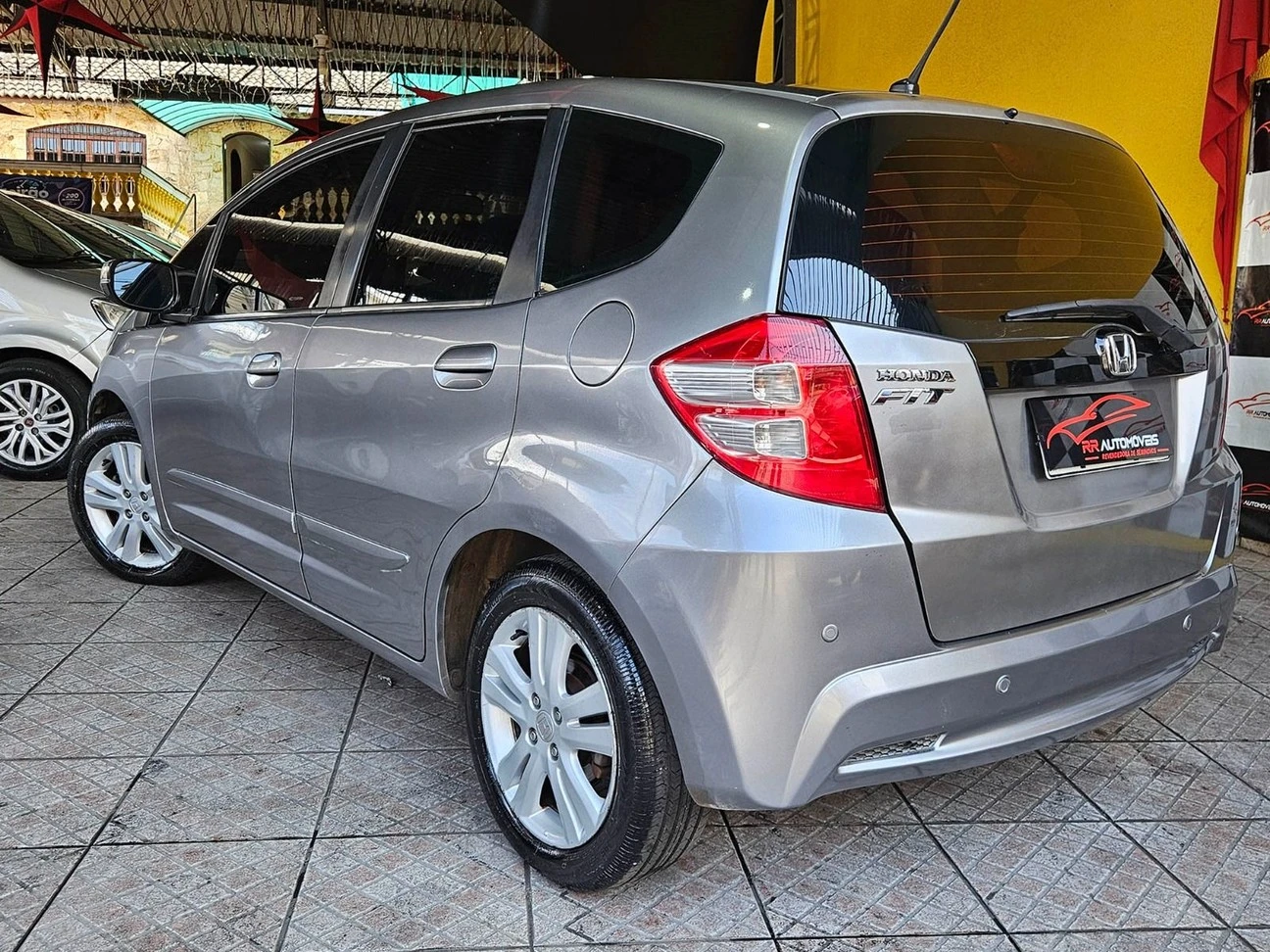 HONDA FIT