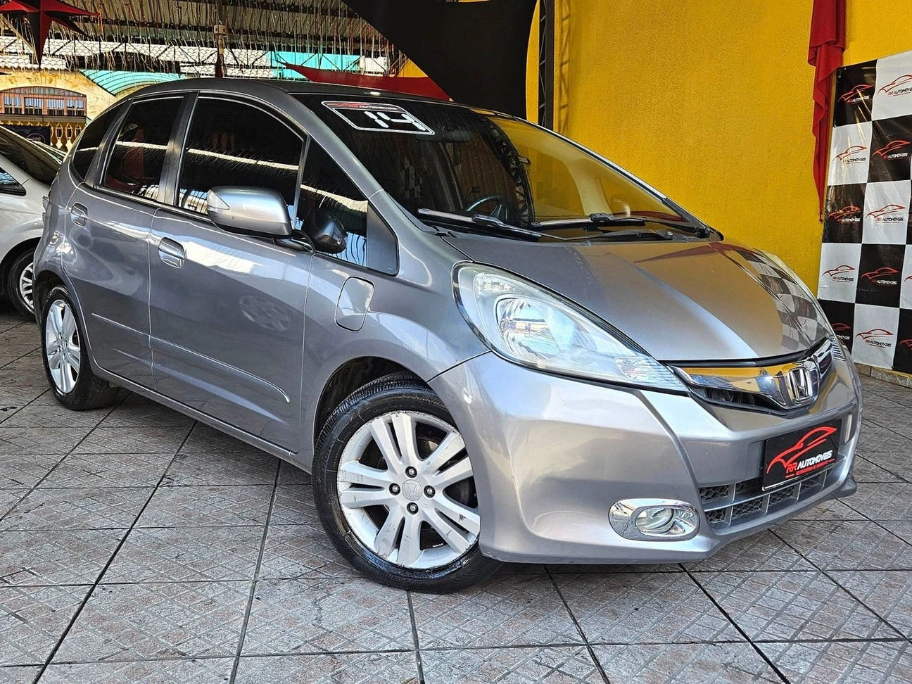 HONDA FIT