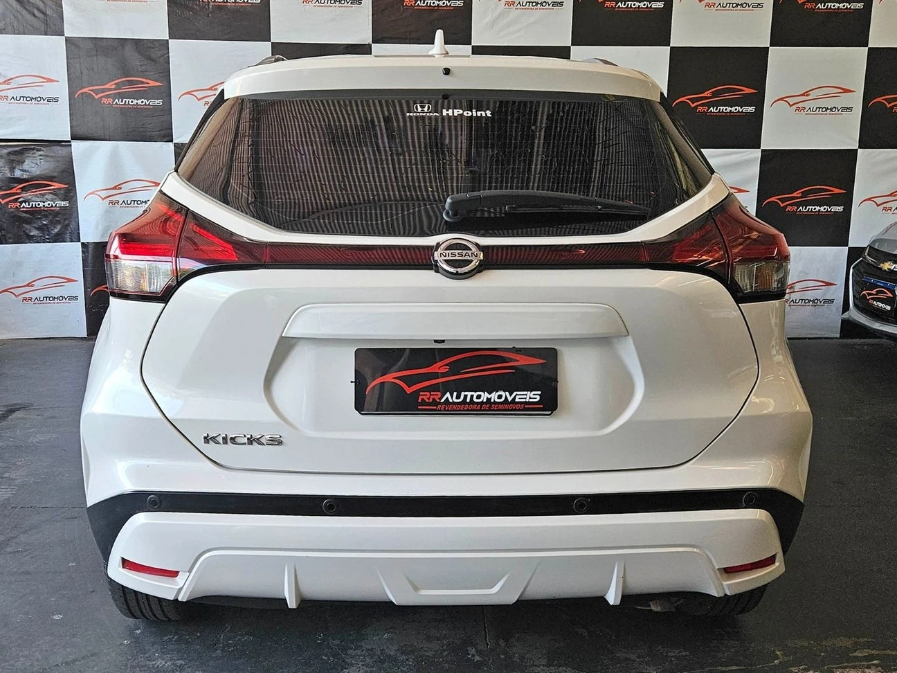 NISSAN KICKS