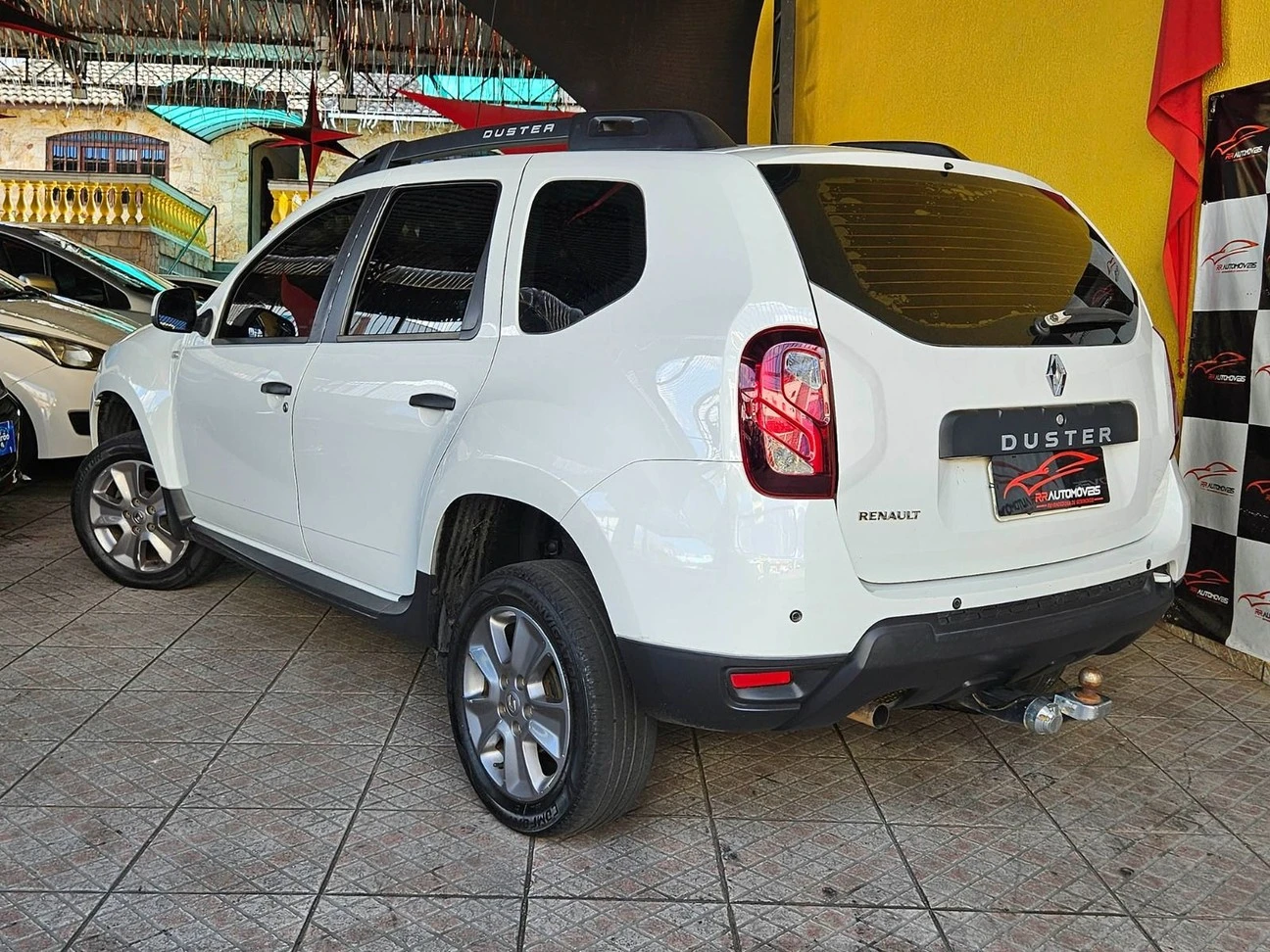 RENAULT DUSTER