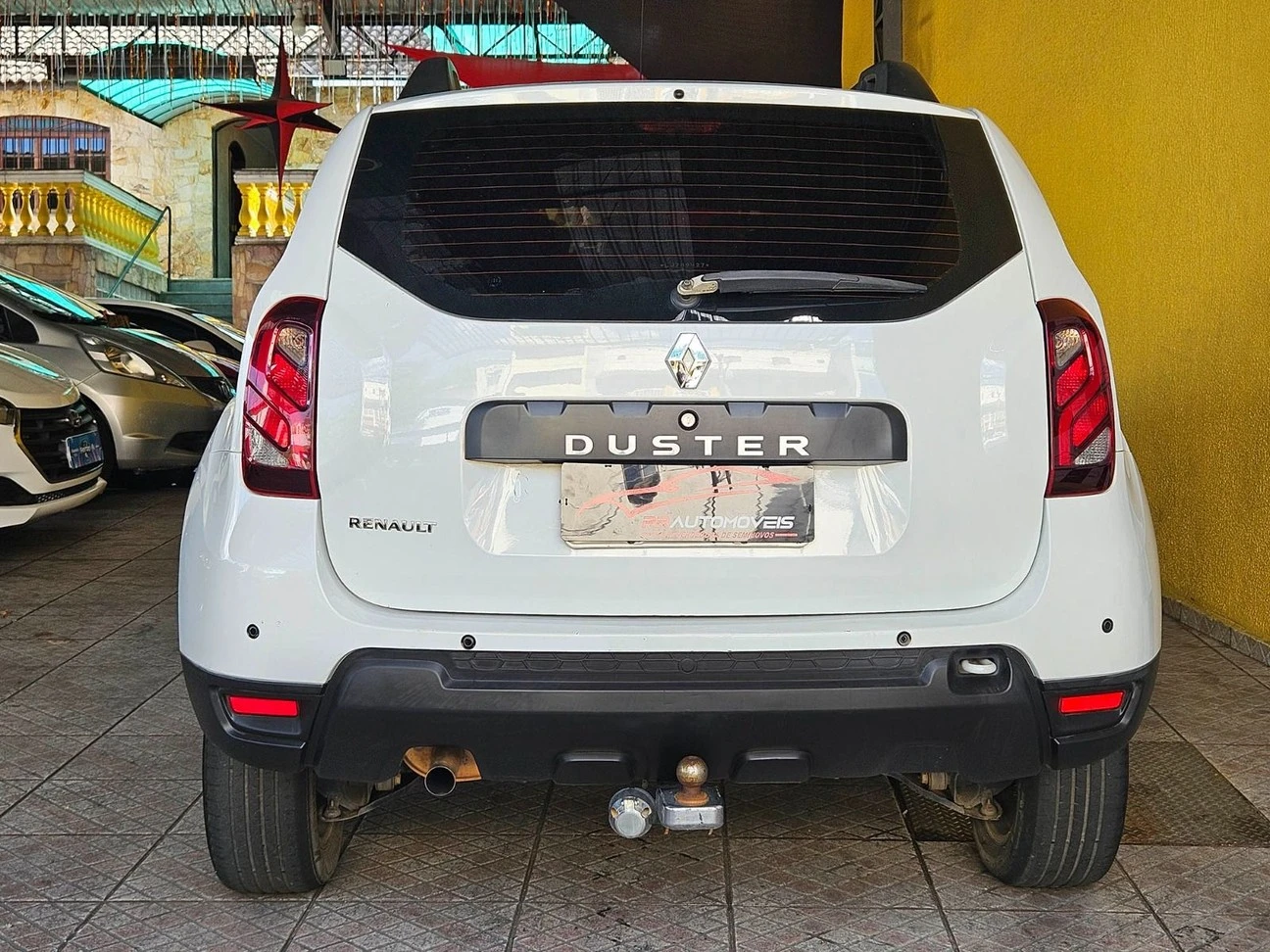 RENAULT DUSTER