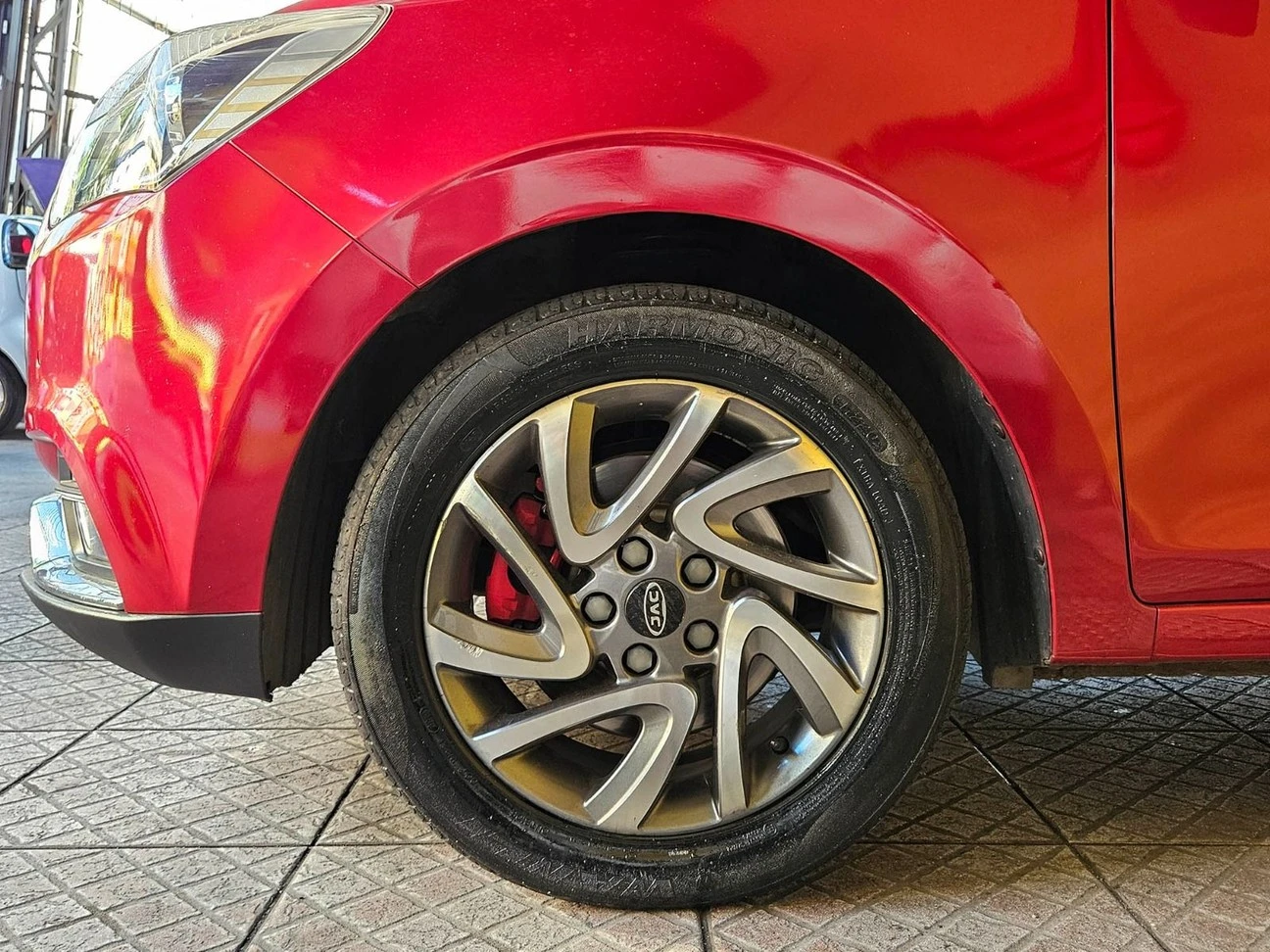 JAC T40