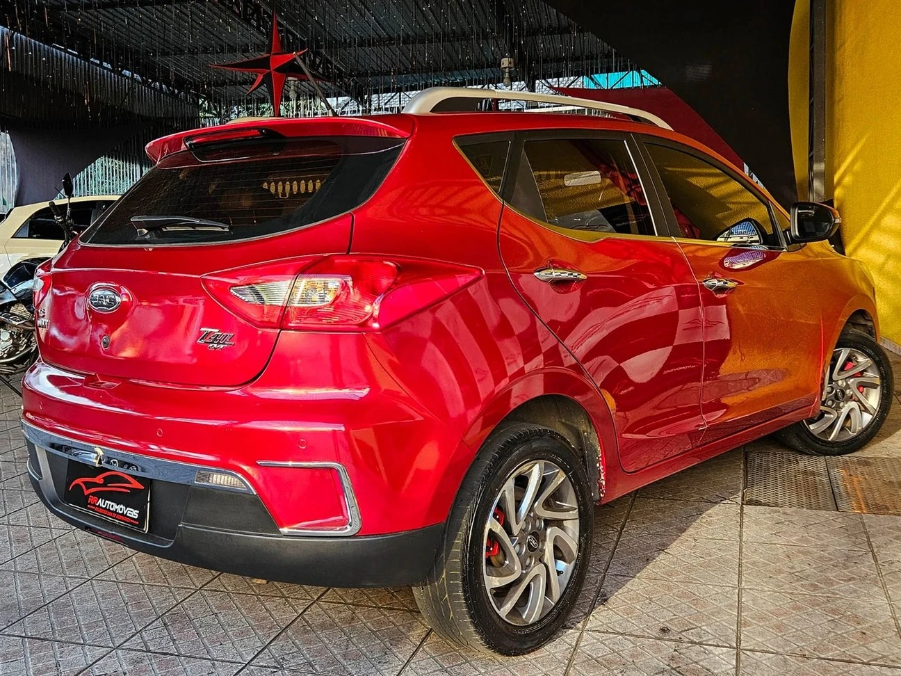 JAC T40