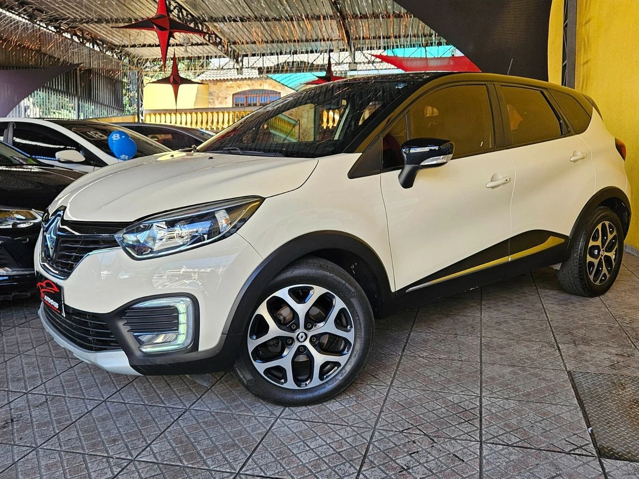 RENAULT CAPTUR