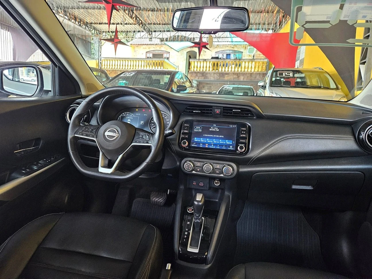 NISSAN KICKS