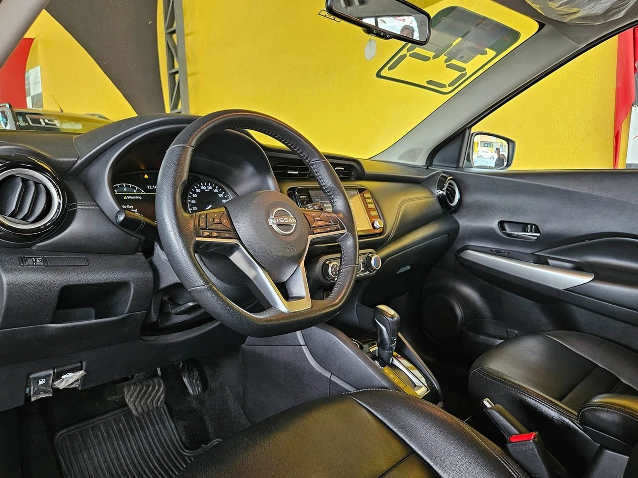 NISSAN KICKS