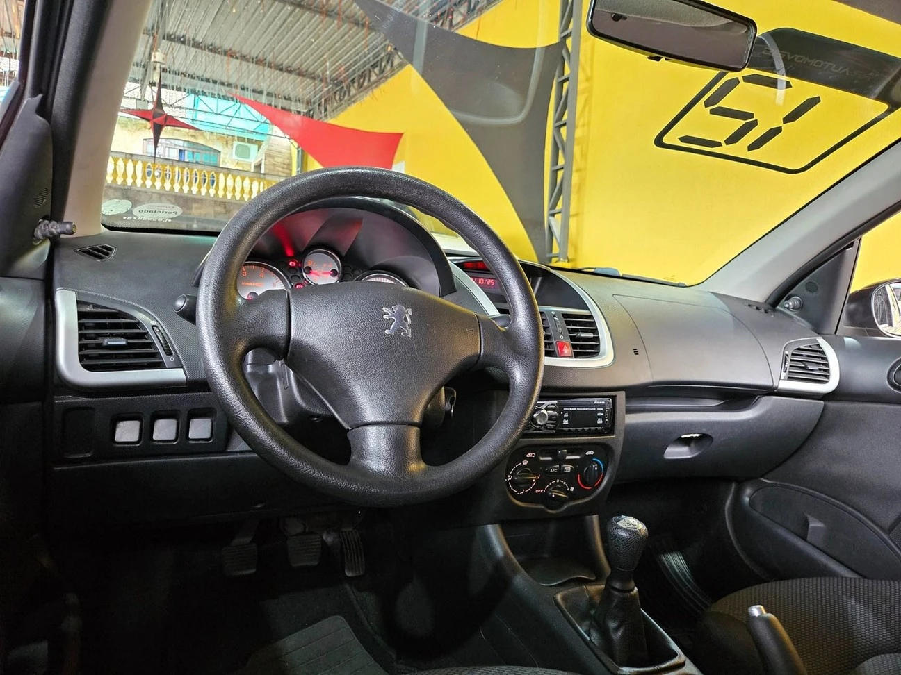 PEUGEOT 207