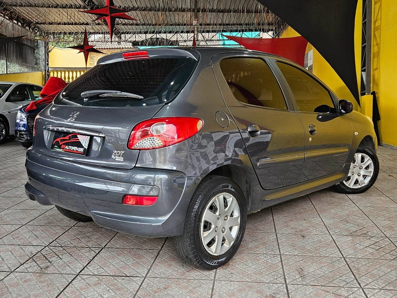 PEUGEOT 207