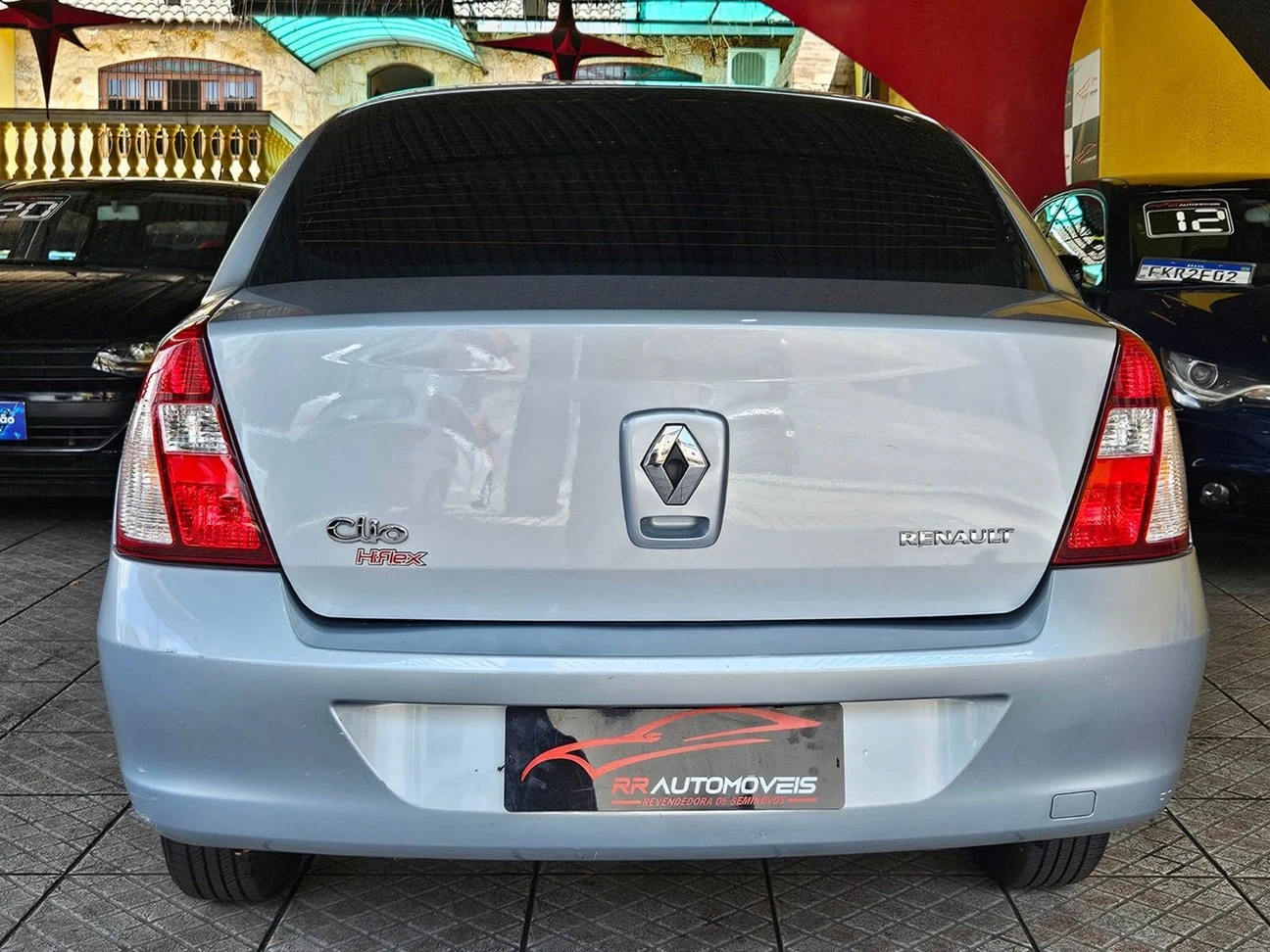 RENAULT CLIO