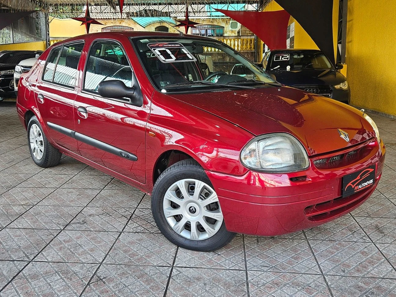 RENAULT CLIO