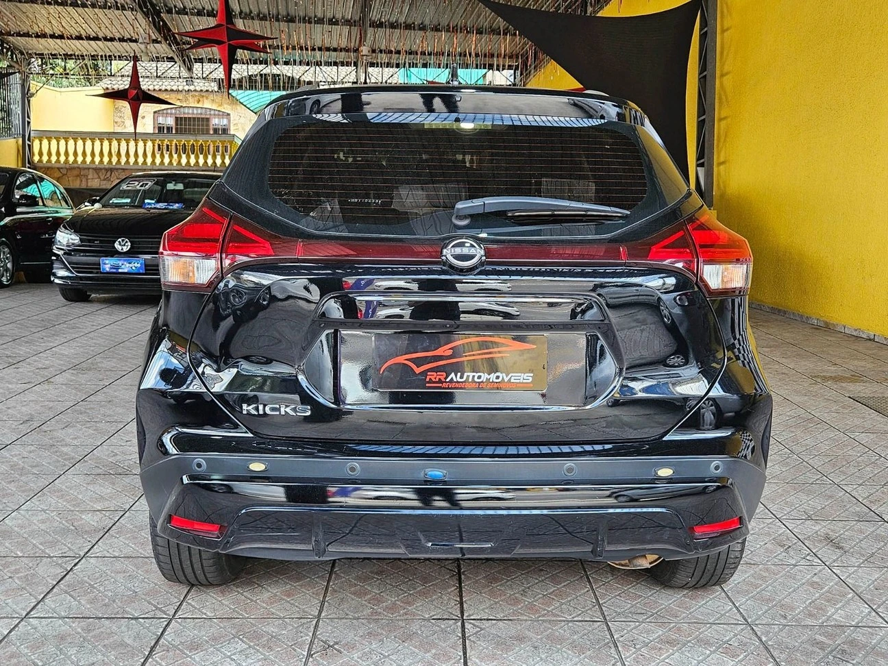 NISSAN KICKS