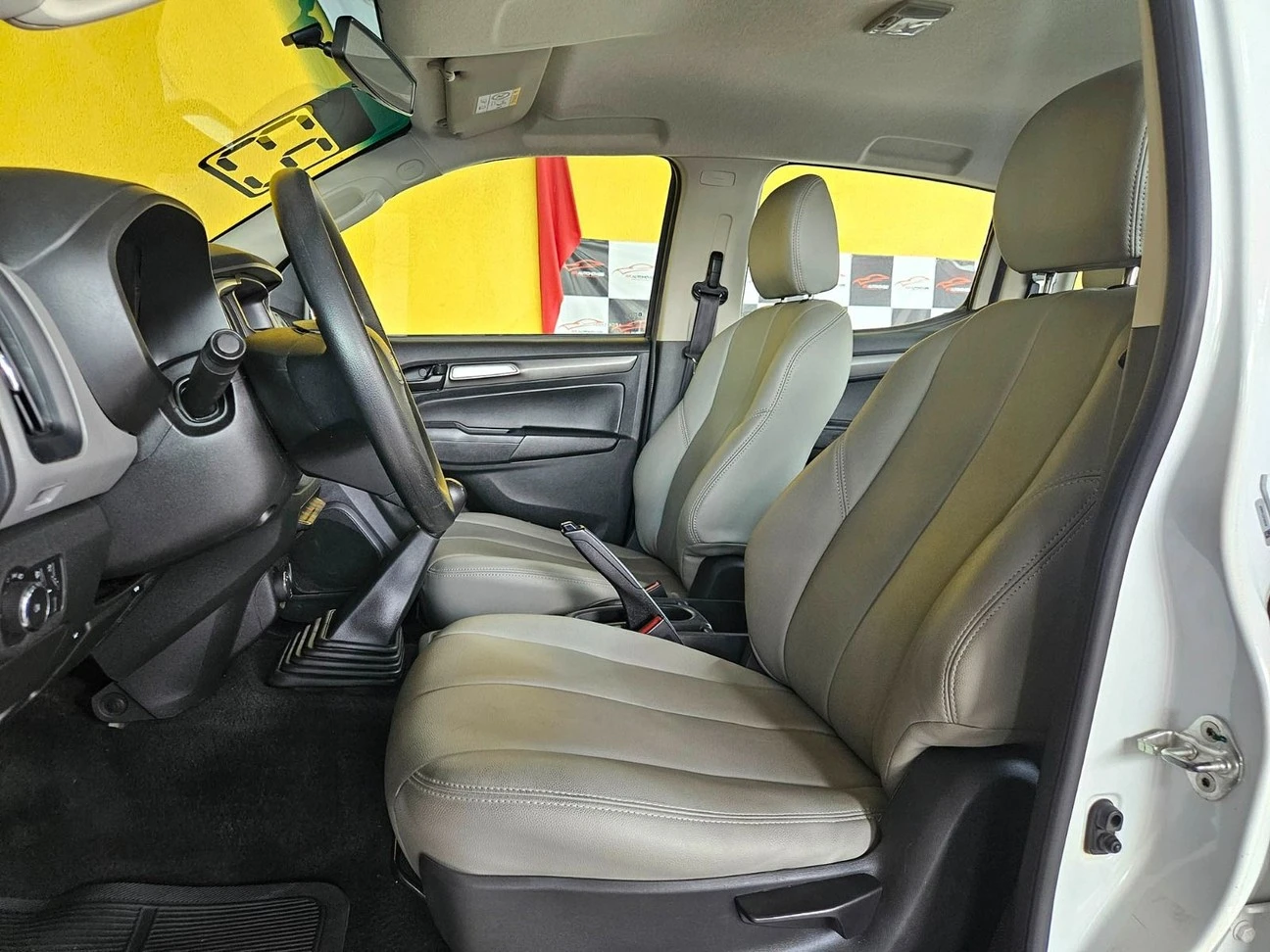 CHEVROLET S10