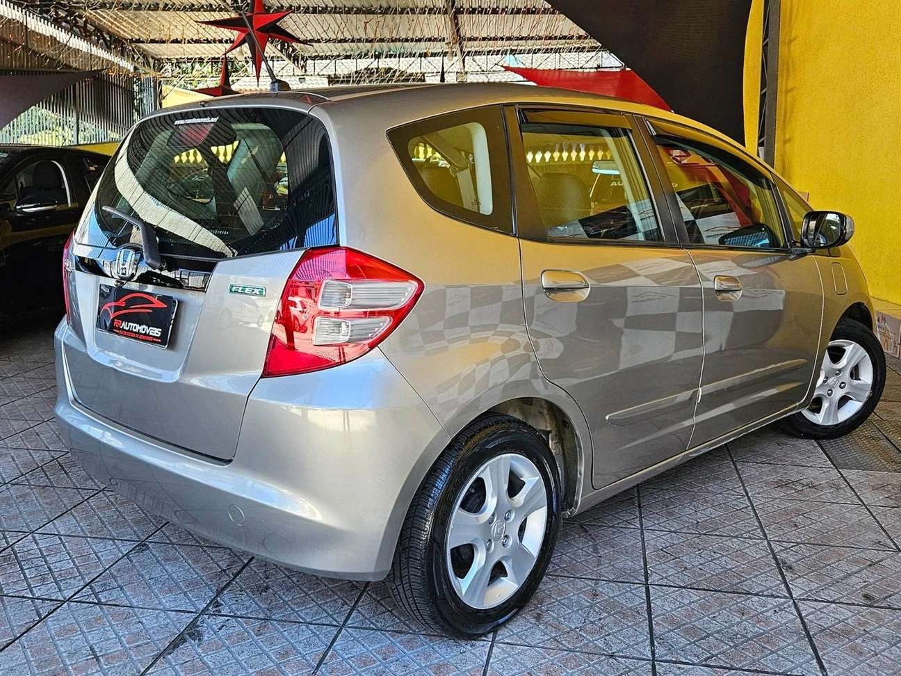 HONDA FIT